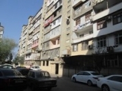 Satılır 4 otaqlı 110 m2 köhnə tikili 3 mkr