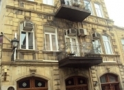 İcarəyə verilir 2 otaqlı 30 m2 köhnə tikili Axundov bağı