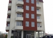 Satılır 3 otaqlı 123 m2 yeni tikili Bakıxanov