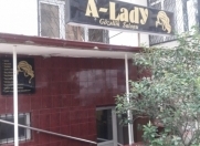 Satılır 2 otaqlı 72 m2 obyekt Şah İsmayıl Xətai m.