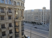 Satılır 2 otaqlı 75 m2 yeni tikili Rəssamlıq Akademiyası