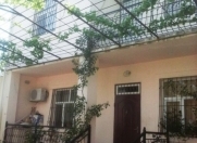 Satılır 4 otaqlı 150 m2 həyət evi Qaraçuxur