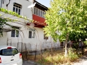 İcarəyə verilir 3 otaqlı 60 m2 köhnə tikili Şəki