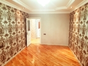 Satılır 5 otaqlı 125 m2 köhnə tikili Əhmədli m.