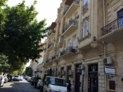 İcarəyə verilir 4 otaqlı 140 m2 ofis Səbail r.