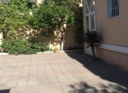 Satılır 5 otaqlı 110 m2 həyət evi Qaraçuxur