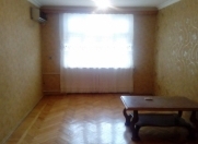 İcarəyə verilir 2 otaqlı 43 m2 köhnə tikili Gənclik m.