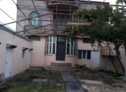 Satılır 7 otaqlı 250 m2 bağ evi Zığ