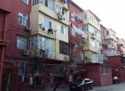 Satılır 2 otaqlı 50 m2 köhnə tikili 7 mkr