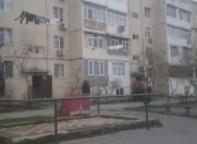 Satılır 4 otaqlı 80 m2 köhnə tikili 8 km