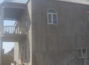 Satılır 8 otaqlı 196 m2 həyət evi Zirə