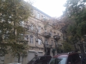 Satılır 4 otaqlı 180 m2 köhnə tikili İçəri Şəhər m.