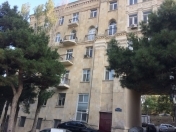 Satılır 3 otaqlı 65 m2 köhnə tikili Nərimanov heykəli