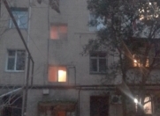 Satılır 2 otaqlı 60 m2 köhnə tikili Ayna Sultanova heykəli