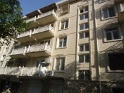 Satılır 2 otaqlı 51 m2 köhnə tikili A.S.Puşkin parkı