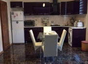 Satılır 7 otaqlı 280 m2 villa Aviasiya Akademiyası Universiteti