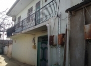 Satılır 12 otaqlı 190 m2 həyət evi Ağ şəhər