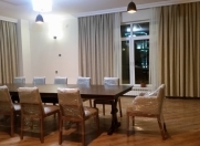 Satılır 9 otaqlı 660 m2 obyekt Saray