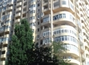 İcarəyə verilir 4 otaqlı 220 m2 yeni tikili Nizami m.