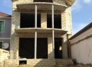 Satılır 6 otaqlı 405 m2 həyət evi Qafqaz Universiteti