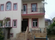 Satılır 5 otaqlı 120 m2 həyət evi Bakı