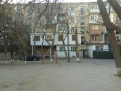 Satılır 3 otaqlı 70 m2 köhnə tikili Montin