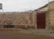 Satılır 15 otaqlı 450 m2 köhnə tikili Buzovna