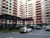 Satılır 3 otaqlı 135 m2 yeni tikili Elmlər Akademiyası m.