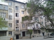 Satılır 2 otaqlı 57 m2 köhnə tikili 5 mkr