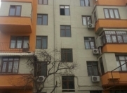 Satılır 2 otaqlı 47 m2 köhnə tikili 2 mkr