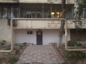 Satılır 3 otaqlı 80 m2 köhnə tikili Binəqədi r.
