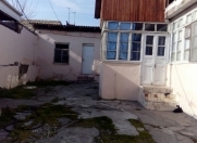Satılır 6 otaqlı 140 m2 həyət evi Binəqədi r.