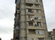 Satılır 2 otaqlı 45 m2 köhnə tikili Bakıxanov