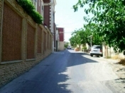 Satılır 10 otaqlı 200 m2 həyət evi Binəqədi r.