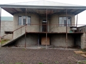 Satılır 10 otaqlı 140 m2 həyət evi Zabrat 2