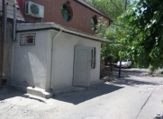 Satılır 1 otaqlı 8 m2 ofis Yasamal r.