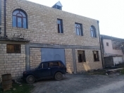İcarəyə verilir 5 otaqlı 200 m2 həyət evi Gəncə
