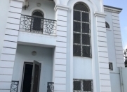Satılır 8 otaqlı 300 m2 villa Zərifə Əliyeva adına park