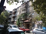 Satılır 1 otaqlı 20 m2 ofis 28 Mall