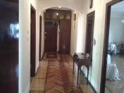 Satılır 5 otaqlı 61 m2 köhnə tikili Ağ şəhər