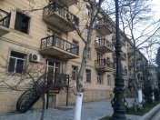 İcarəyə verilir 2 otaqlı 35 m2 köhnə tikili Gəncə