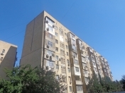 Satılır 3 otaqlı 85 m2 köhnə tikili Tibb Universiteti