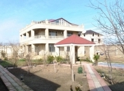 İcarəyə verilir 5 otaqlı 700 m2 villa Qaradağ r.