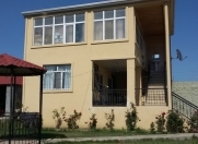 Satılır 3 otaqlı 140 m2 bağ evi Koroğlu m.