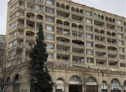 İcarəyə verilir 2 otaqlı 70 m2 köhnə tikili Sahil m.