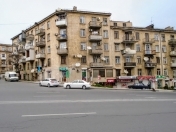 Satılır 3 otaqlı 65 m2 köhnə tikili İncəsənət və Mədəniyyət Un.