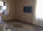 İcarəyə verilir 2 otaqlı 55 m2 köhnə tikili İqtisadiyyat Universiteti