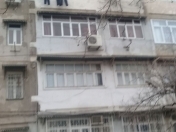 Satılır 6 otaqlı 145 m2 köhnə tikili Gəncə