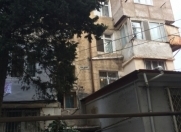 İcarəyə verilir 1 otaqlı 40 m2 köhnə tikili 5 mkr