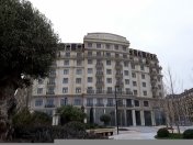 Satılır 2 otaqlı 100 m2 yeni tikili Qara şəhər